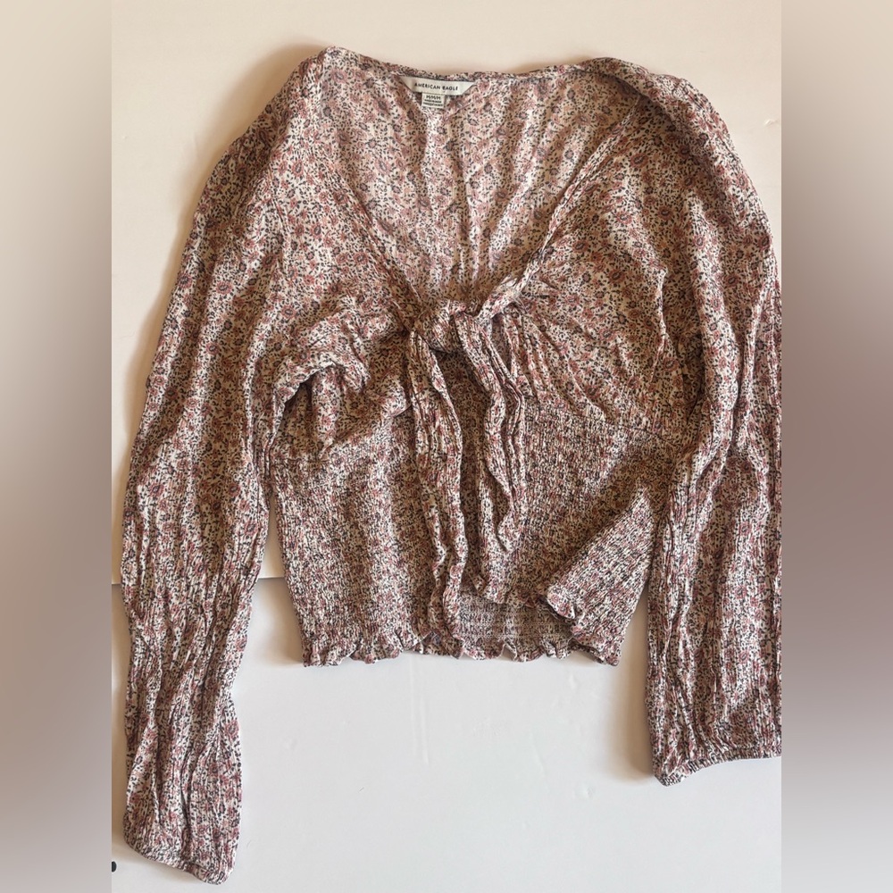 American Eagle Outfitters Cropped Tie Front Medium Pink Floral Top
